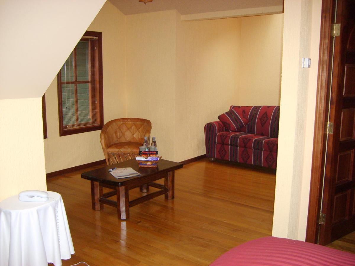Yan Kee Way Lodge Bungalow Пуерто-Варас Екстер'єр фото